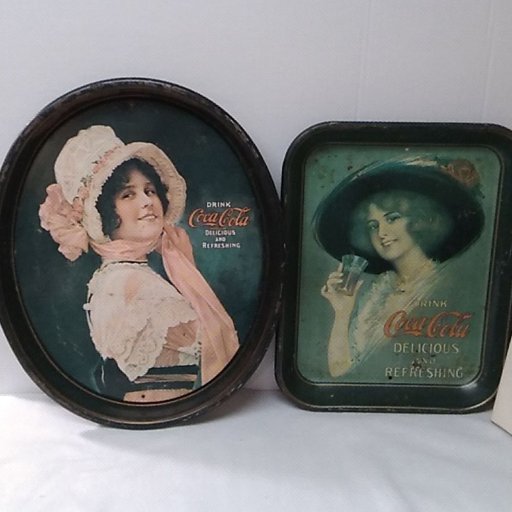Coke Cola trays and collectors guide